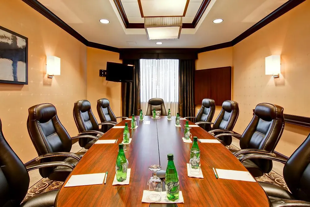 Hampton Inn By Hilton Toronto Airport Corporate Centre 3*,  Canada