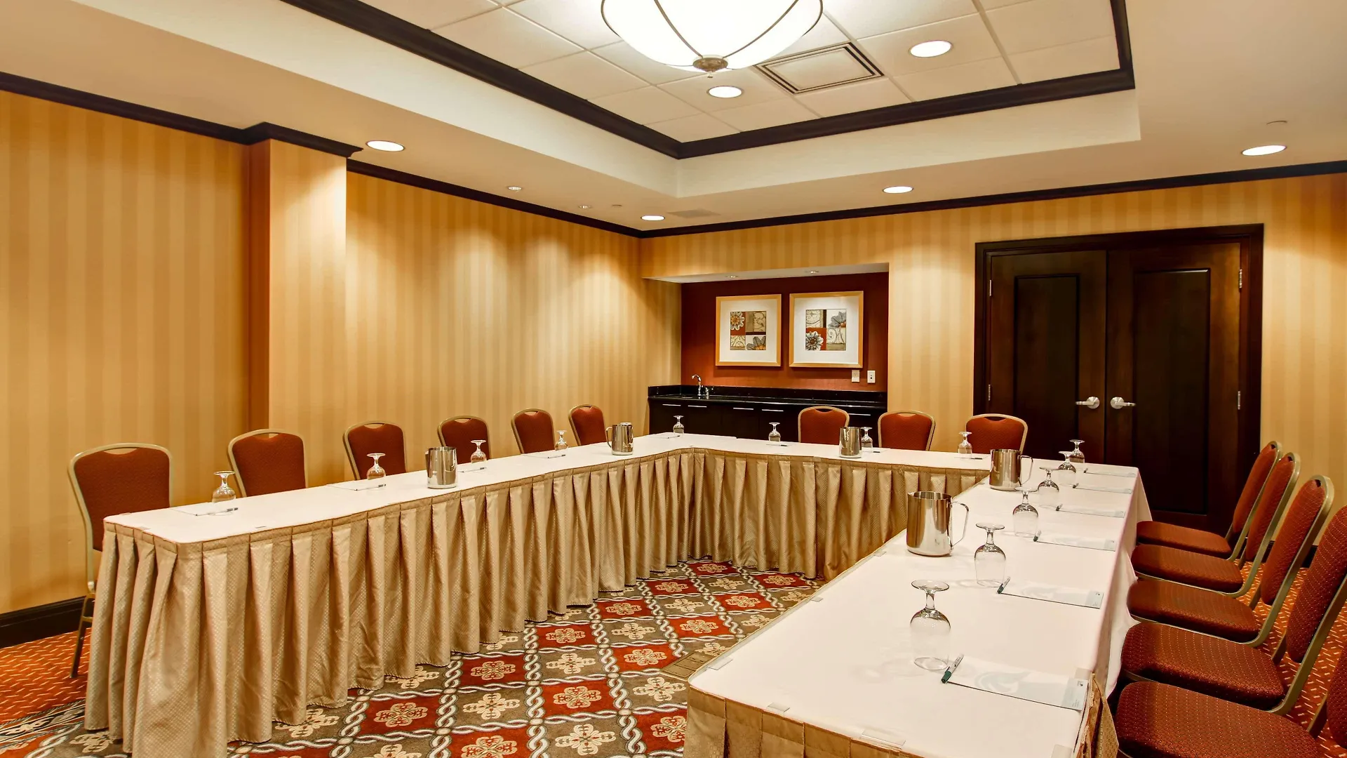 Hampton Inn By Hilton Toronto Airport Corporate Centre 3*,  Canada
