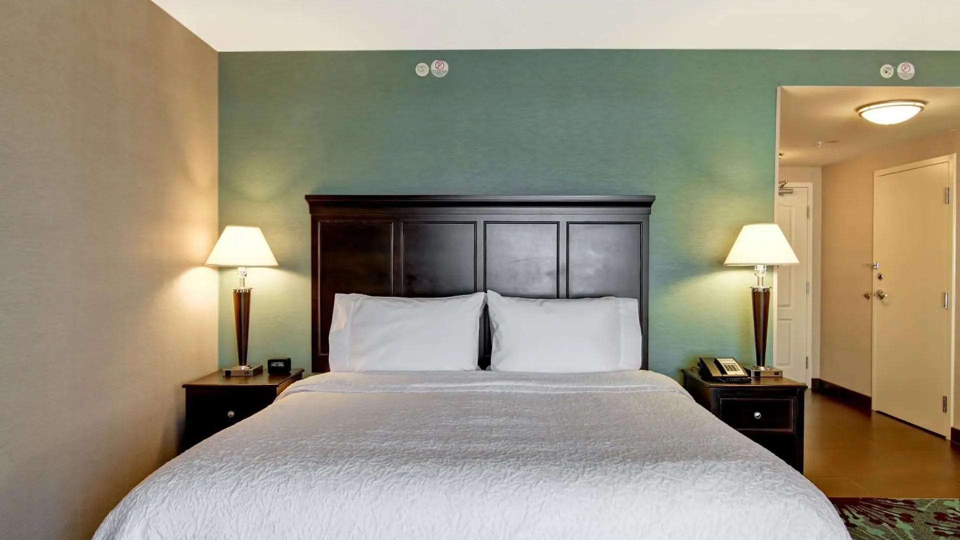 Hampton Inn By Hilton Toronto Airport Corporate Centre Canada