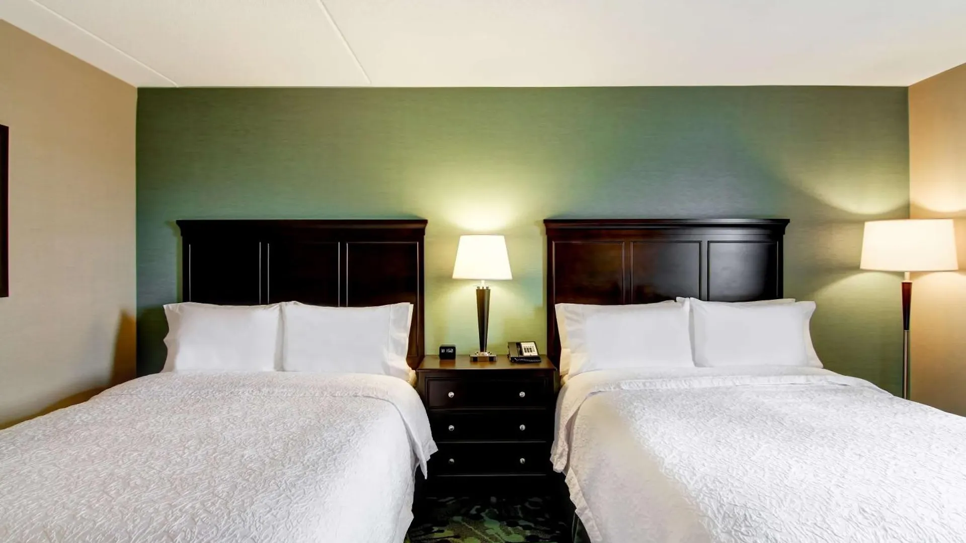 Hampton Inn By Hilton Toronto Airport Corporate Centre Hotel