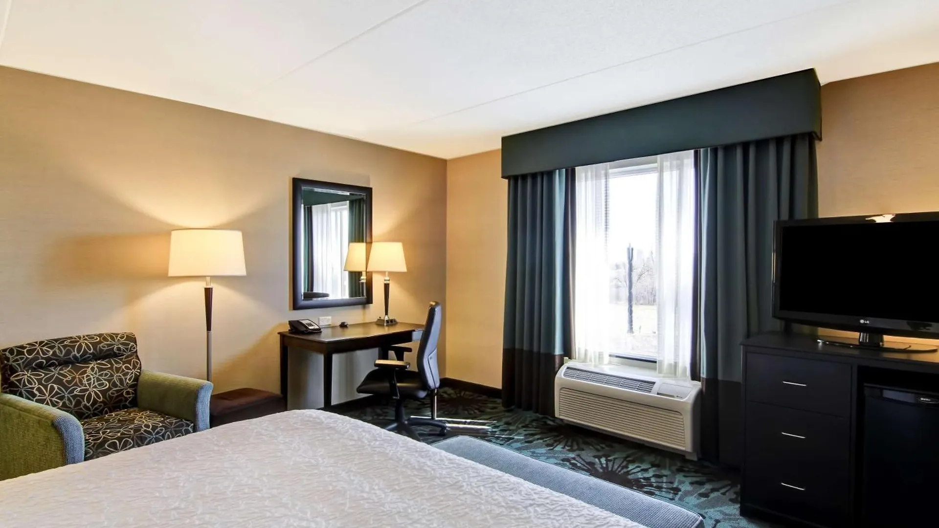 *** Hotel Hampton Inn By Hilton Toronto Airport Corporate Centre Canada