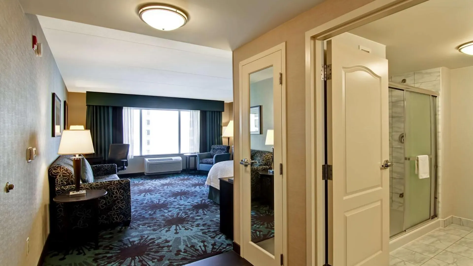 Hampton Inn By Hilton Toronto Airport Corporate Centre 3*,  Canada