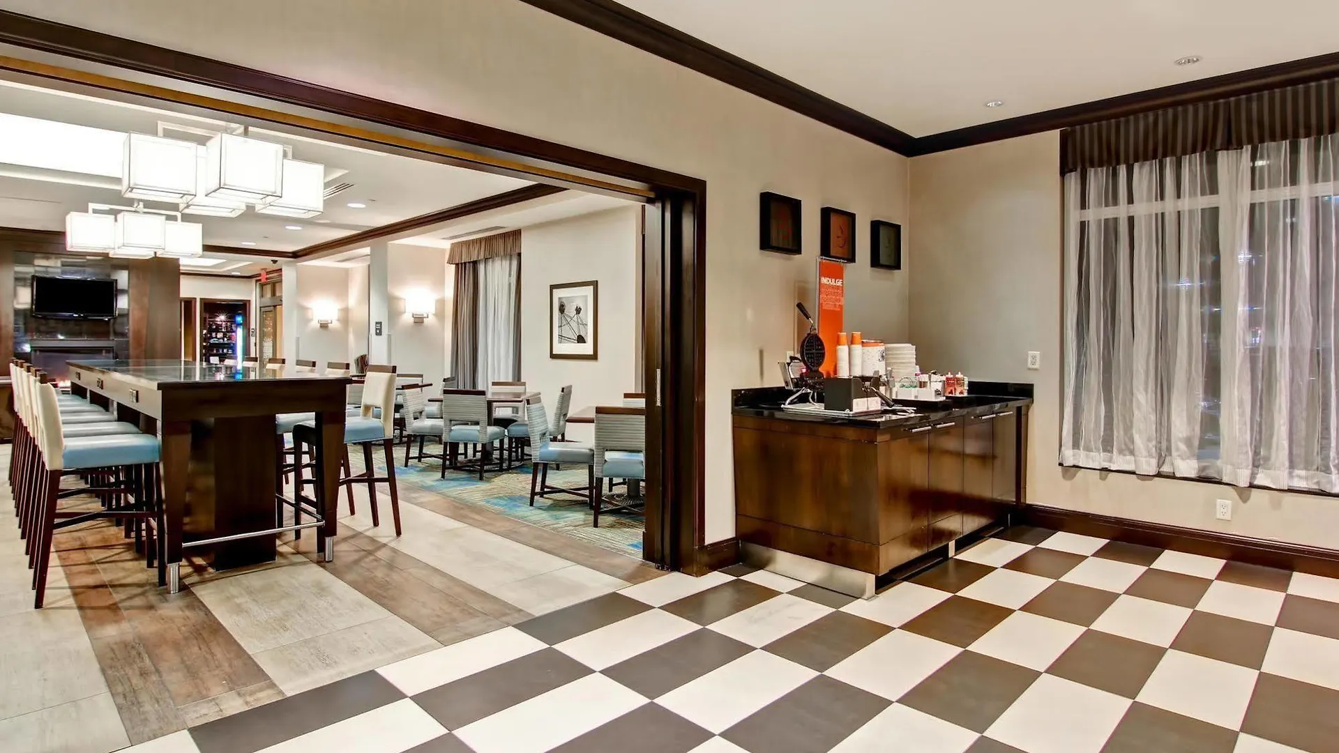 Hampton Inn By Hilton Toronto Airport Corporate Centre Hotel