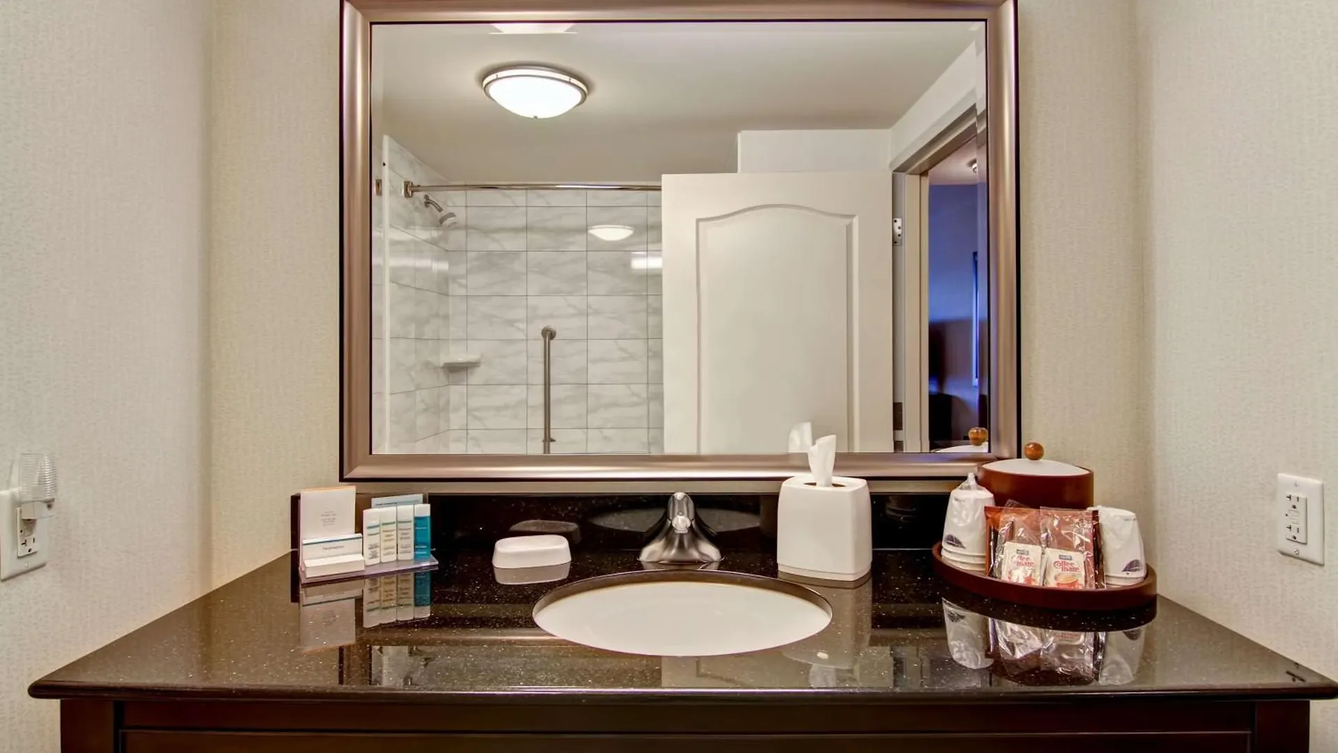 Hampton Inn By Hilton Toronto Airport Corporate Centre Kanada